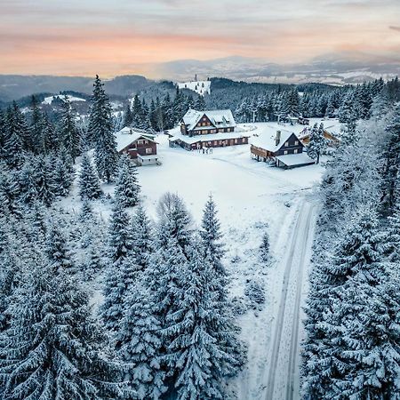 Horsky Hotel Paprsek Staré Město المظهر الخارجي الصورة