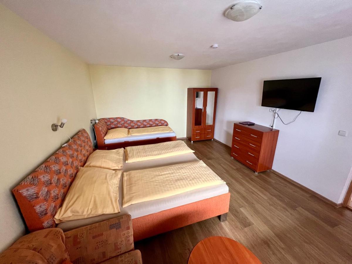 Horsky Hotel Paprsek Staré Město المظهر الخارجي الصورة