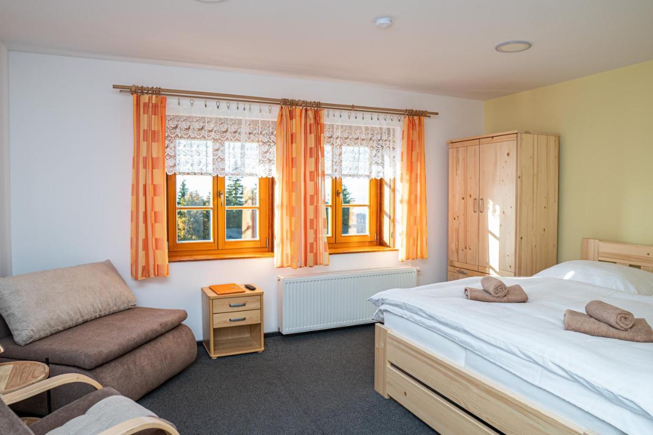 Horsky Hotel Paprsek Staré Město المظهر الخارجي الصورة